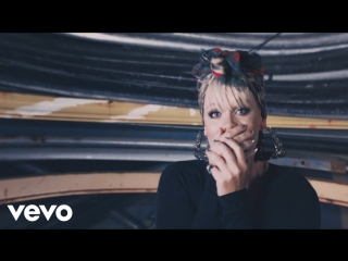 Премьера клипа! P!nk - Secrets (25.07.2018) pink