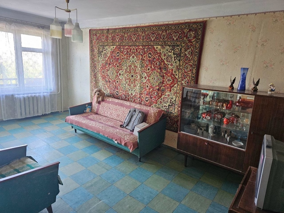 г. Алчевск
Продаётся 3-х комнатная квартира по улице Станиславского, район (ЗАГСА).
8-й этаж/9-ти этажного дома, лифт (не работает). Общая площадь 6...